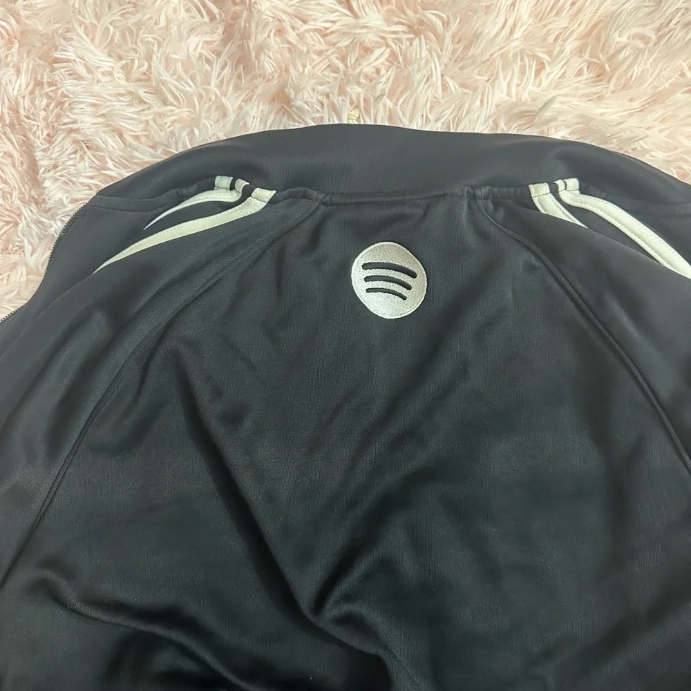 limited edition Adidas/Spotify track jacket - Picture 3 of 3